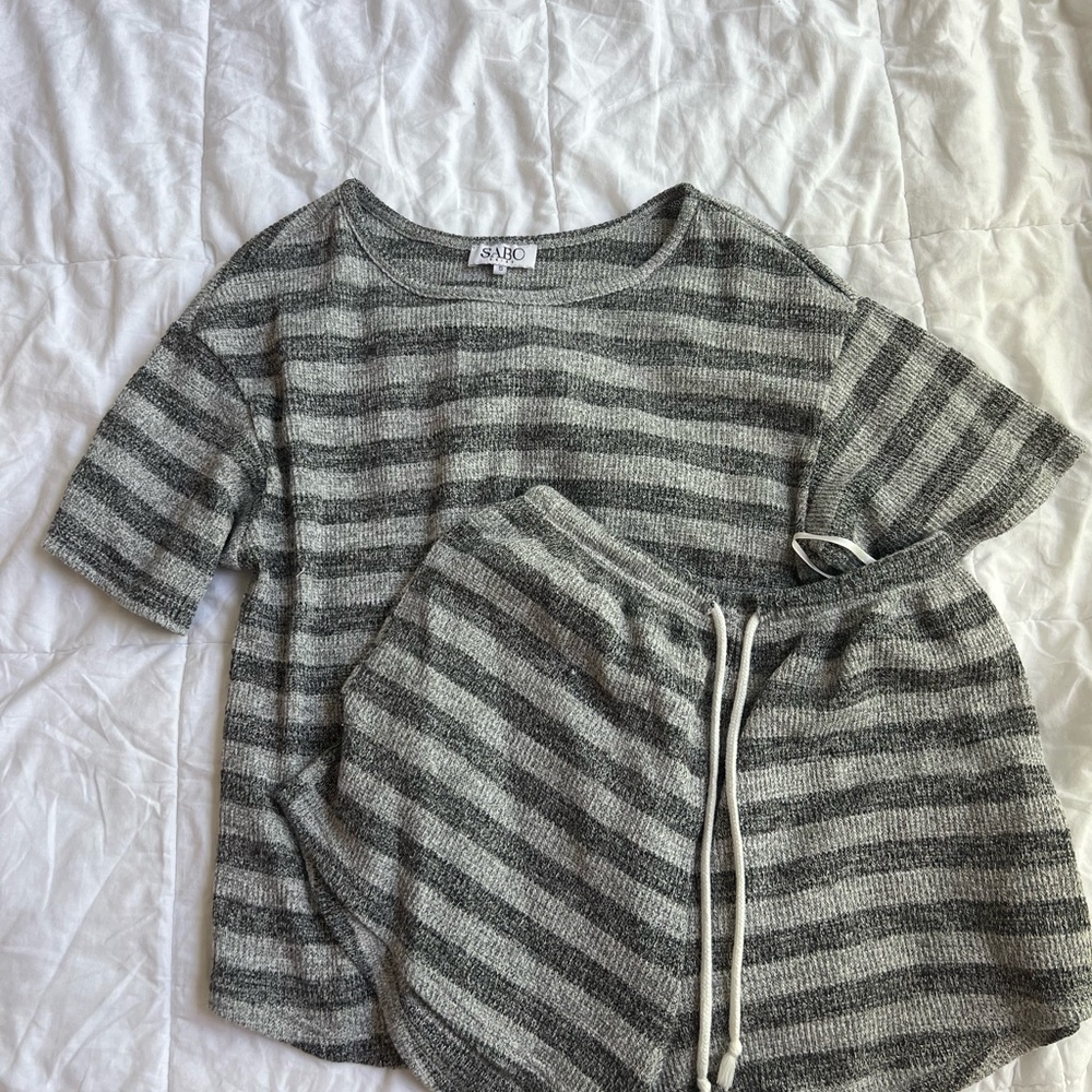 Striped Sabo Skirt knit top